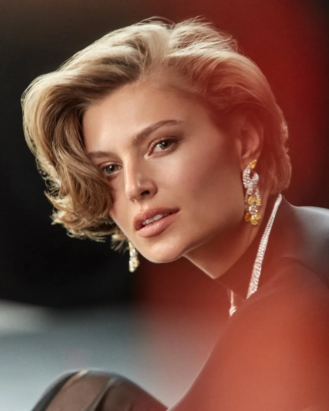 Close-up of yellow pavé edge detail on the Graff Tilda's Bow necklace ribbon