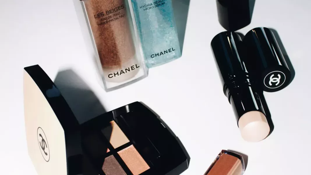 Ayo Edebiri's CHANEL Beauty Look at the 2026 Emmy Awards