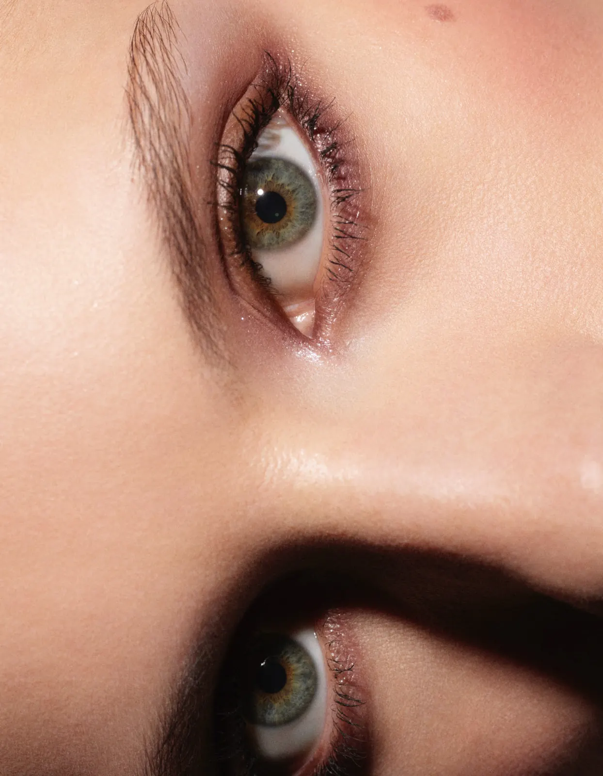 CHANEL Coco Mademoiselle Smoky Crush Look featuring JOUES CONTRASTE INTENSE Rose Radiant and LE VERNIS 155 Rouge Noir