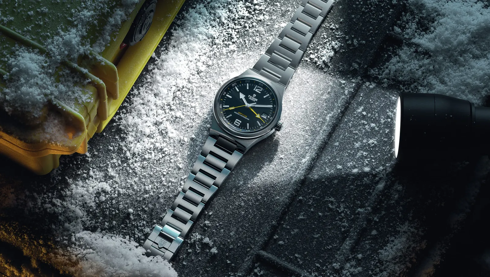 TUDOR Northflag 40mm stainless steel case with open caseback and Calibre MT5652-U