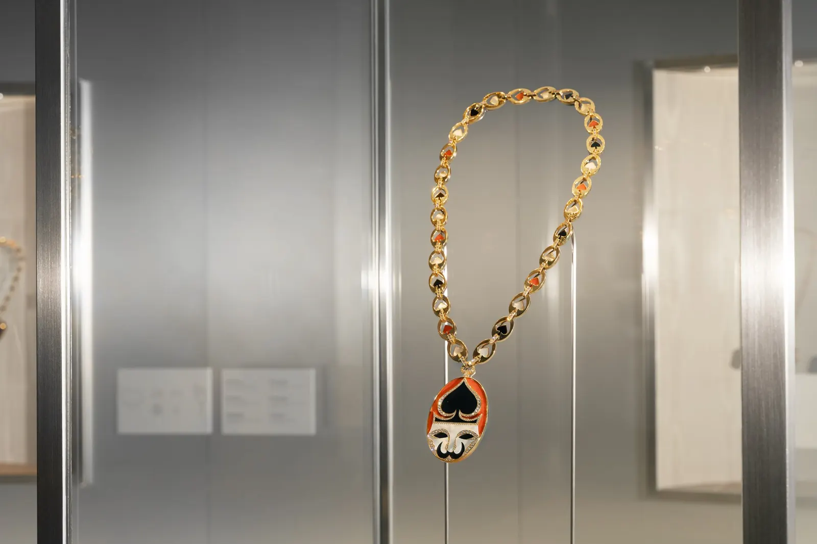 Bvlgari archival jewellery pieces including 1973 sautoir from Heritage Collection