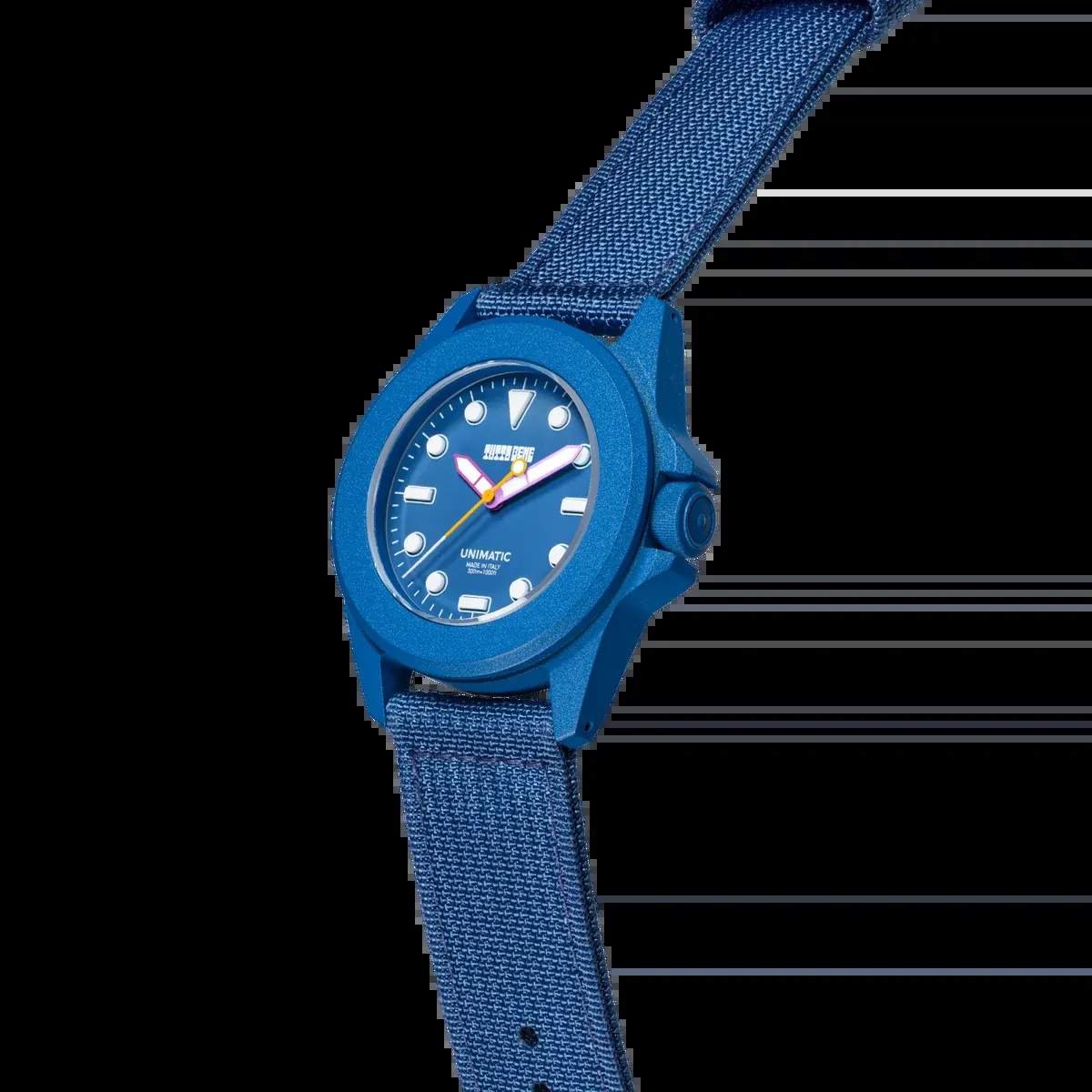 Screw-down crown and caseback detail, UNILIGHT UT4-TBB