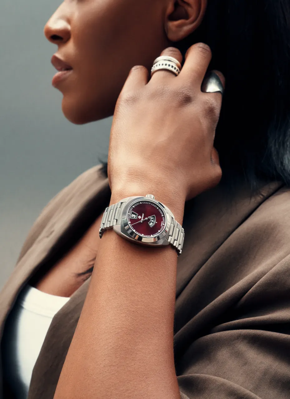 Bremont Terra Nova 35 Jumping Hour Frosted Pink limited edition 200 pieces