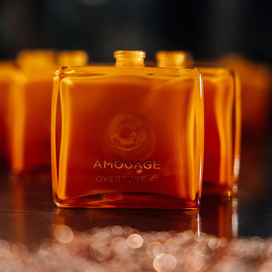Amouage Overture 41 Exceptional Extrait amber flacon