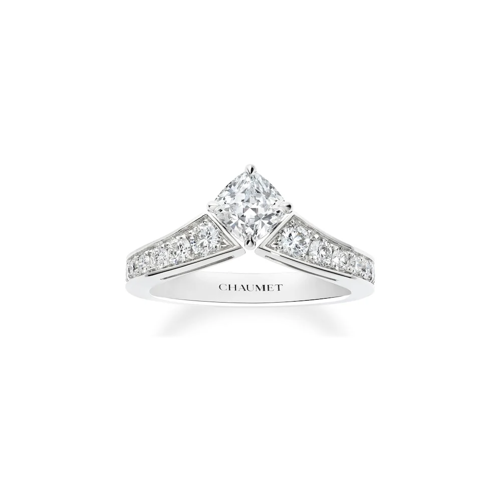 Chaumet Joséphine Éclat Floral solitaire, 0.50 ct