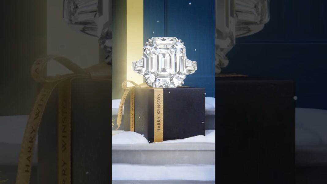 Harry Winston Winter Collection Featuring Dazzling Diamond Timepieces