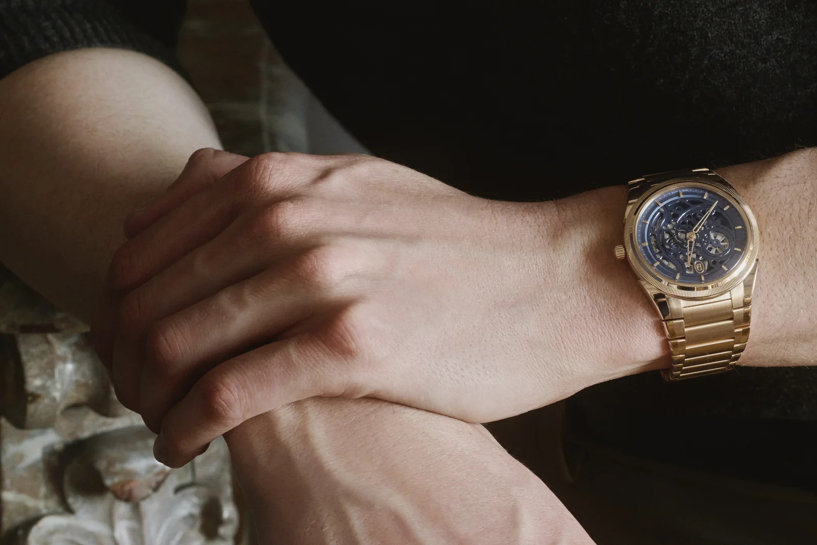 Parmigiani Fleurier TONDA PF Skeleton Rose Gold Milano Blue with integrated rose gold bracelet on the wrist
