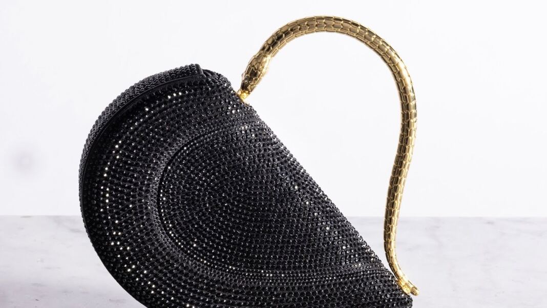 Timeless Elegance Of The Bulgari Serpenti Cuore 1968