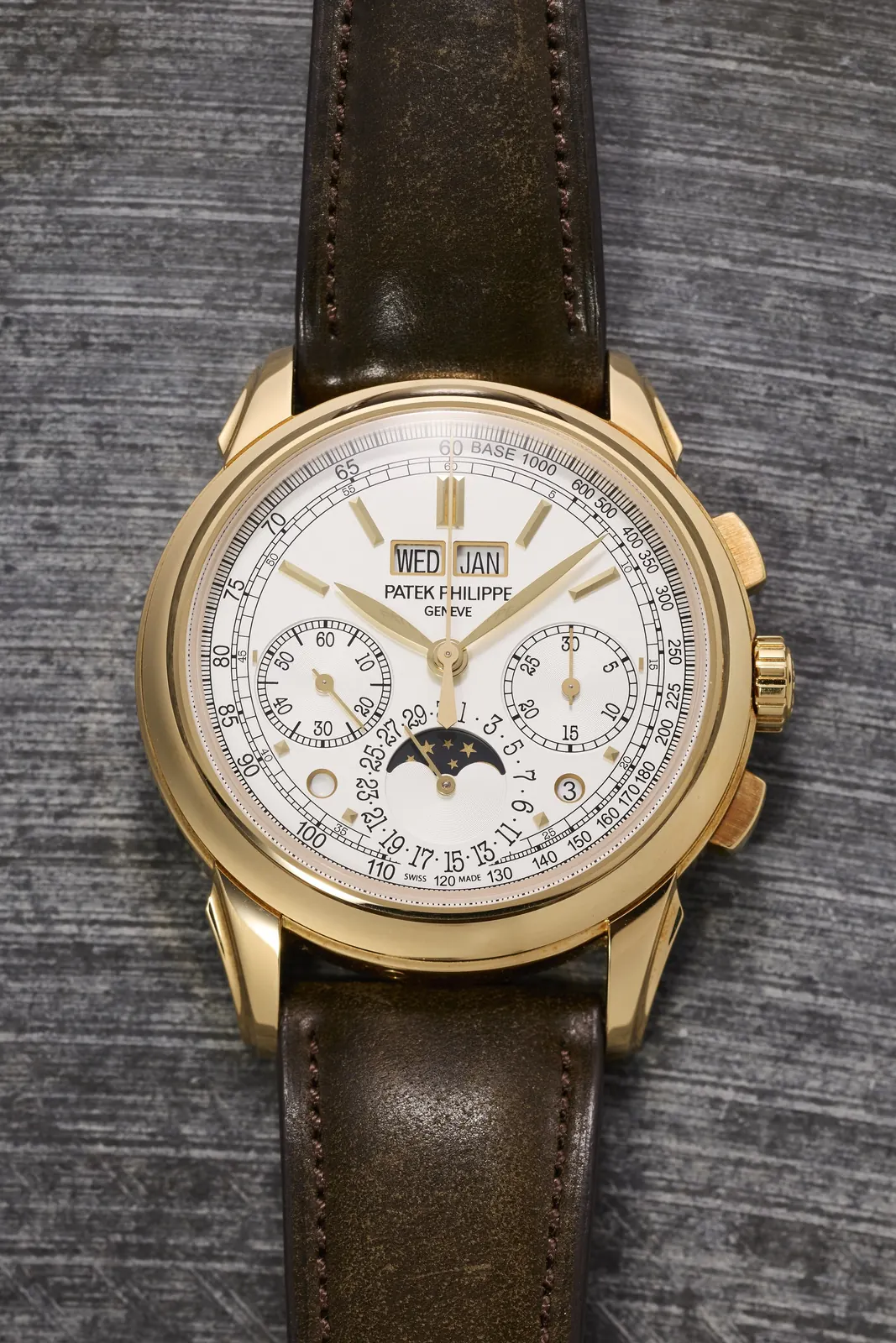 Rolex Cosmograph Daytona Ref. 116506 platinum Platona with ice blue dial, Phillips online auction 2026