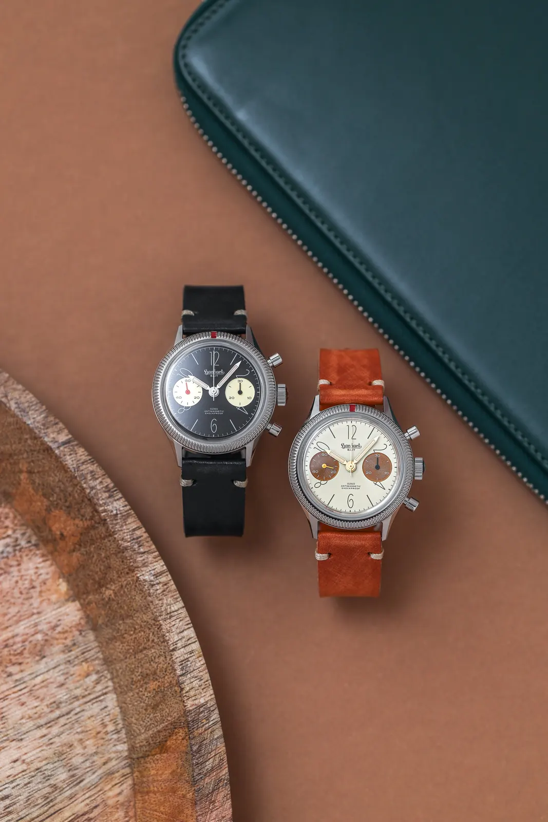 Hanhart 417 ES 0260 x BAIT fluted bezel and bicompax chronograph layout detail