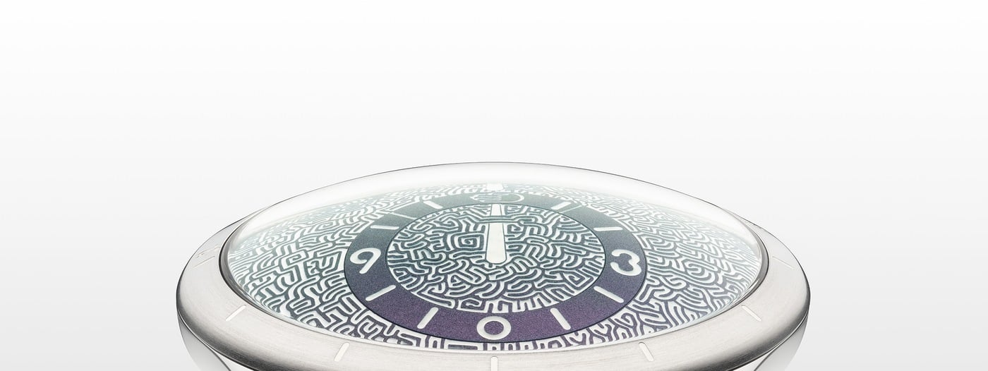 The Ressence TYPE 9 Jules Wittock in profile, showing its domed crystal