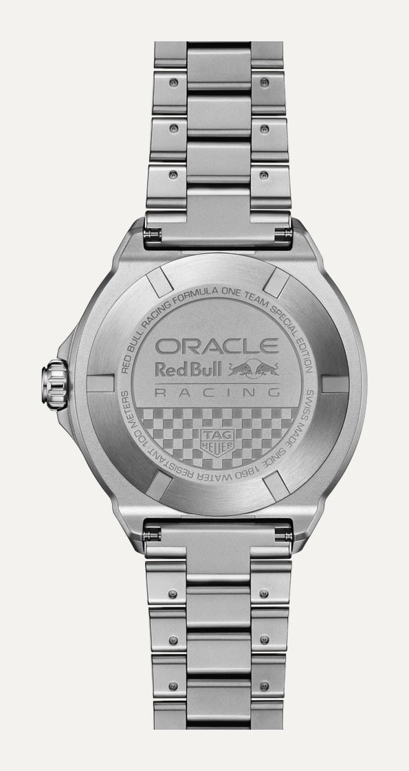 Case back with the Oracle Red Bull Racing logo and checkered flag pattern