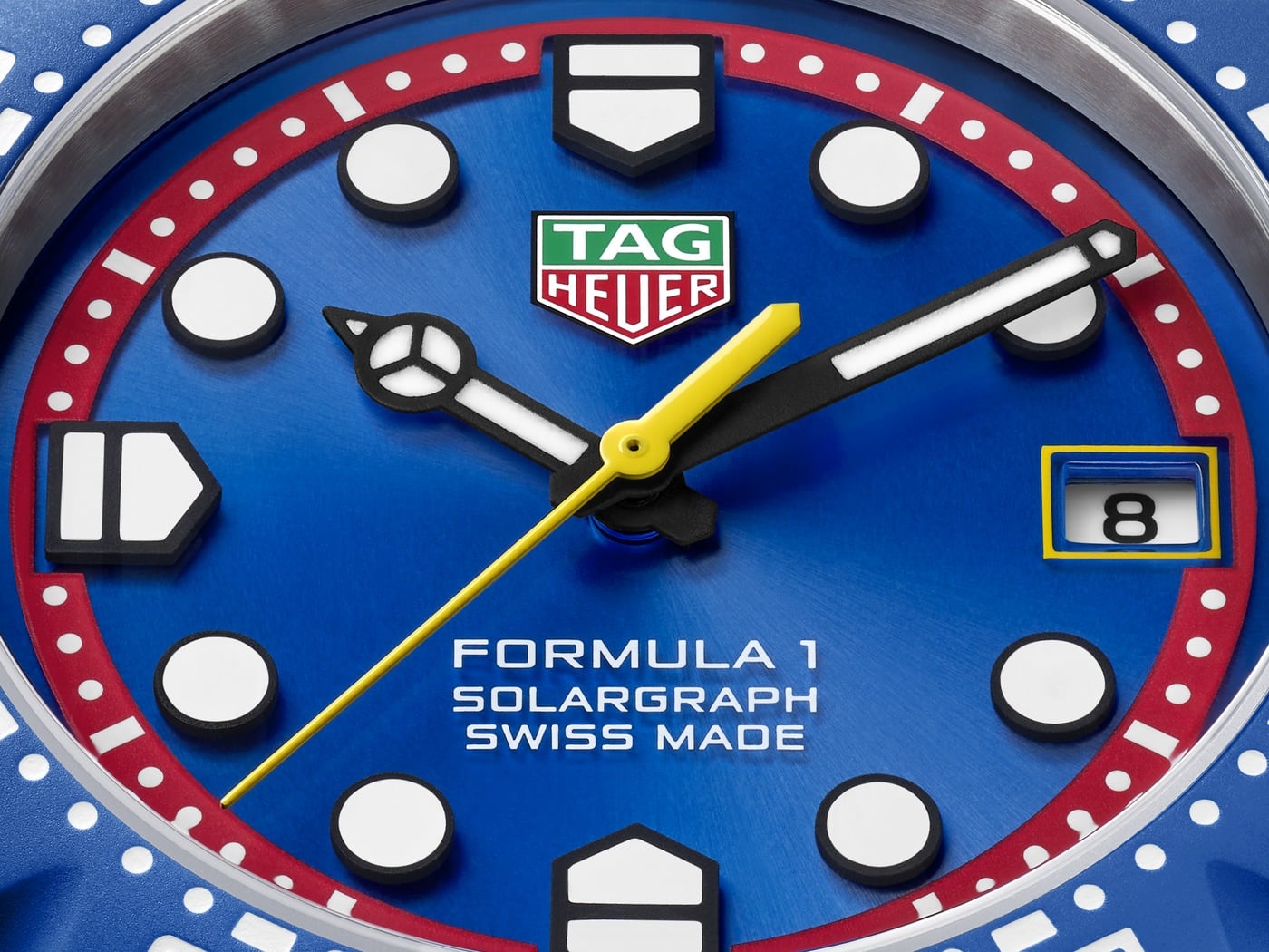 Blue sunray-brushed dial of the TAG Heuer Formula 1 Solargraph x Oracle Red Bull Racing