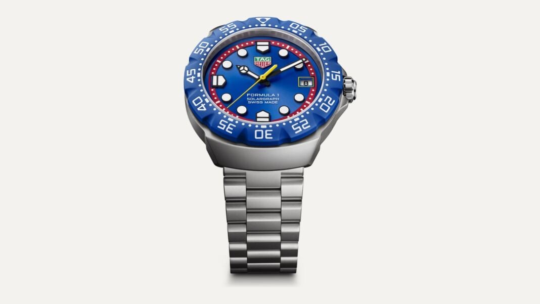 TAG Heuer Formula 1 Solargraph x Oracle Red Bull Racing, 38 mm, blue dial and red minuteri TAG Heuer Formula 1 Solargraph x Oracle Red Bull Racing, 38 mm, blue dial and red minuterie